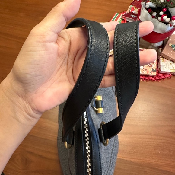YSL XL Gray Muse Wool Shoulder Bag - Picture 11 of 17